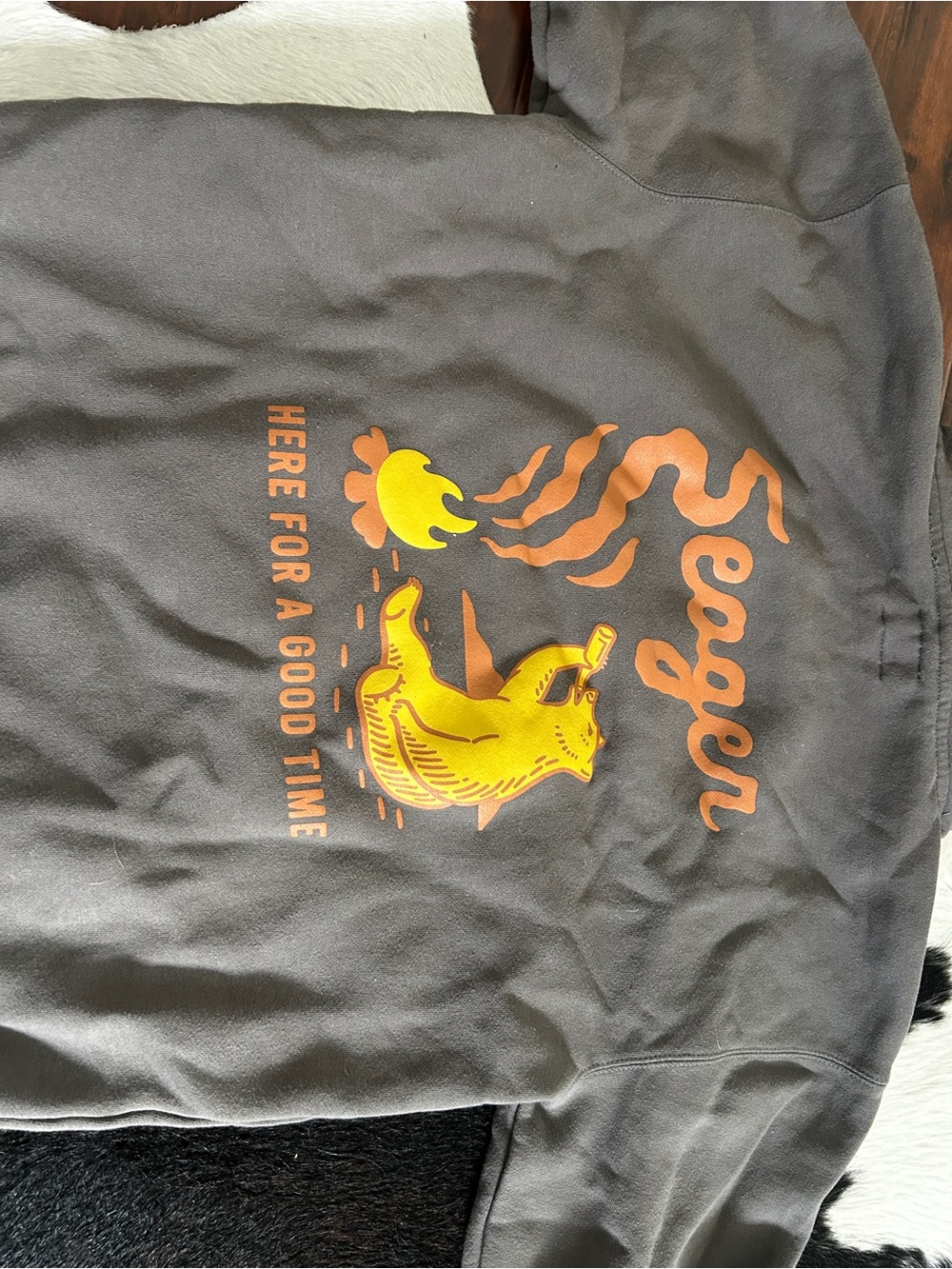 Seager Charcoal Gray Pullover Graphic Hoodie - Picture 5 of 5